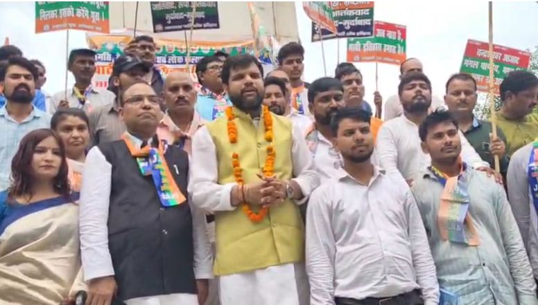 युवा पीढ़ी को गुमराह कर रहे राजनैतिक दल : शशांख शेखर सिंह 2 1000298006